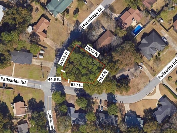 6000 Hermitage Dr, Pensacola FL 32504