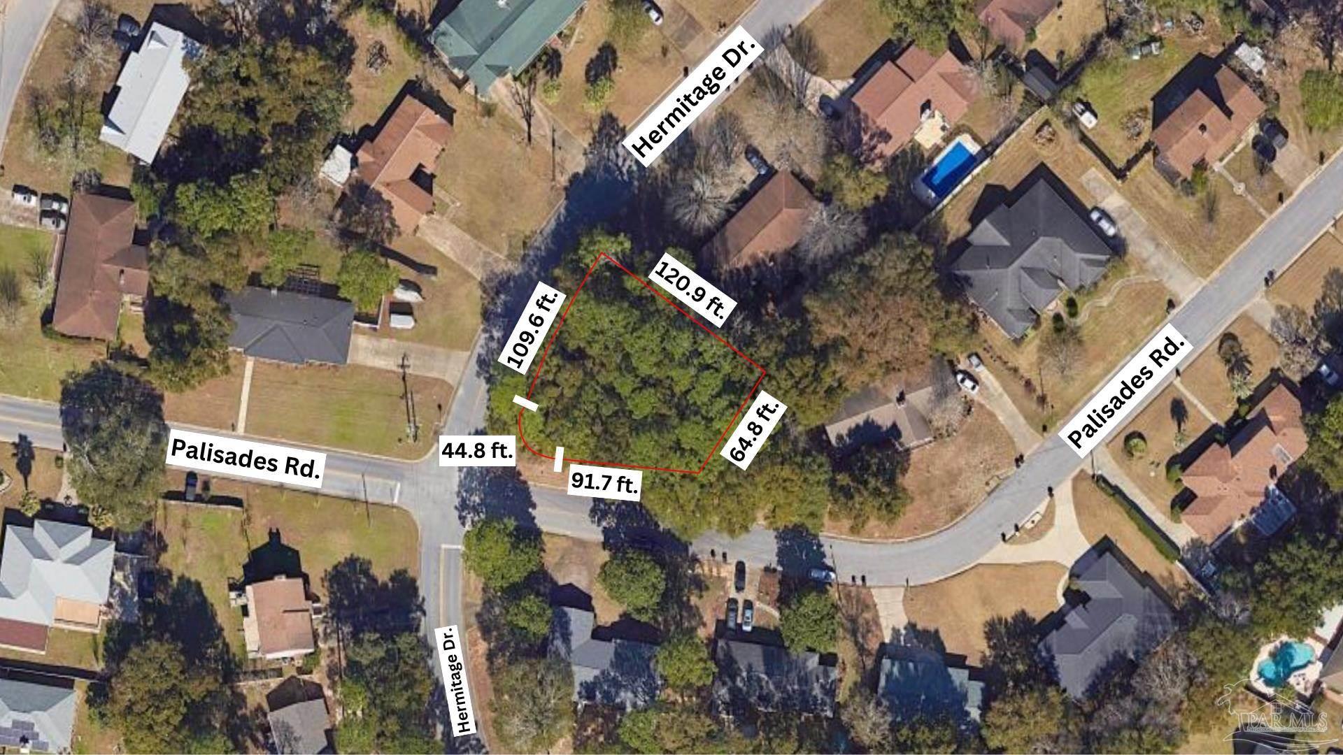 6000 Hermitage Dr, Pensacola FL 32504