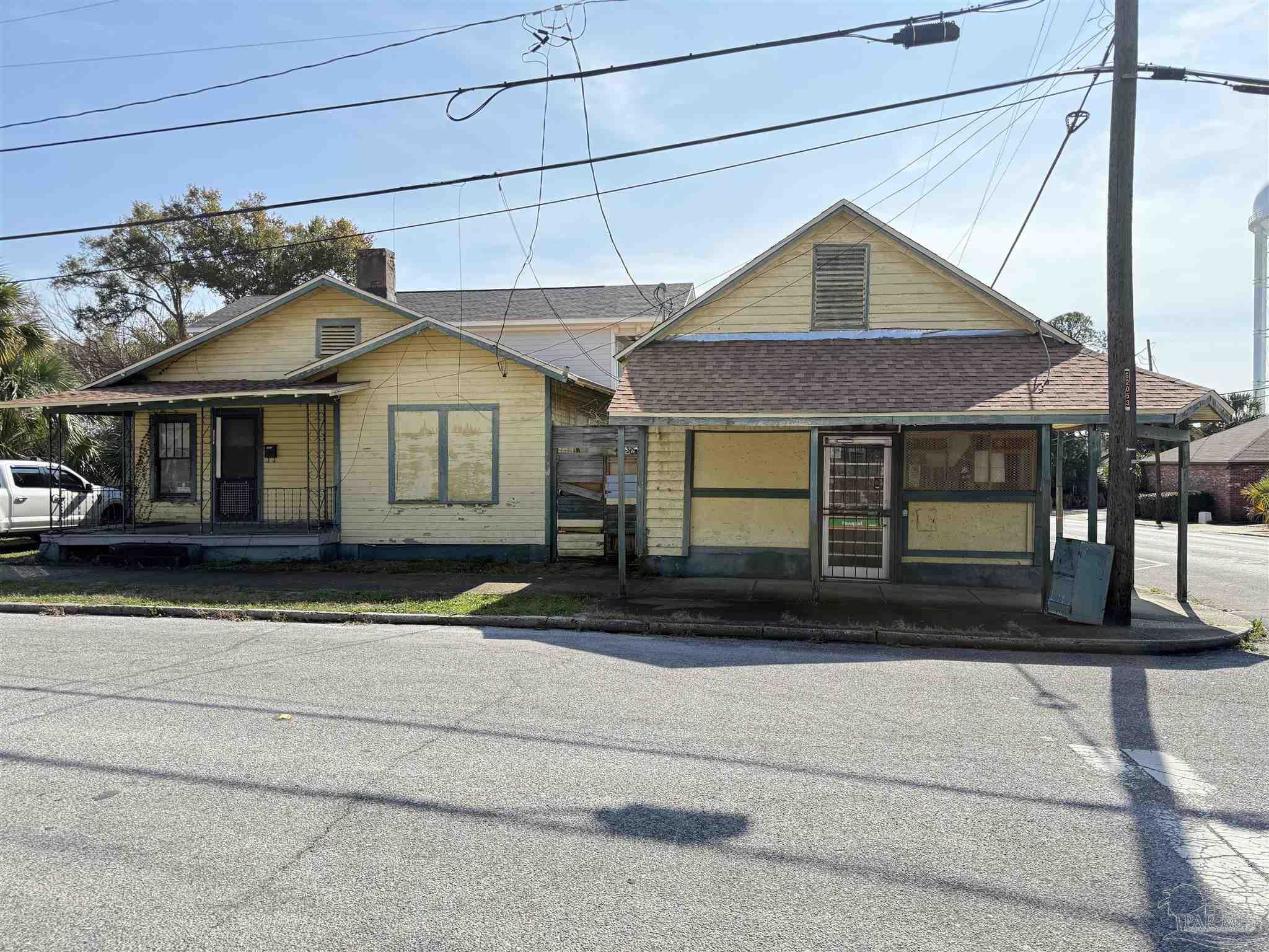 127 W Belmont, Pensacola FL 32501
