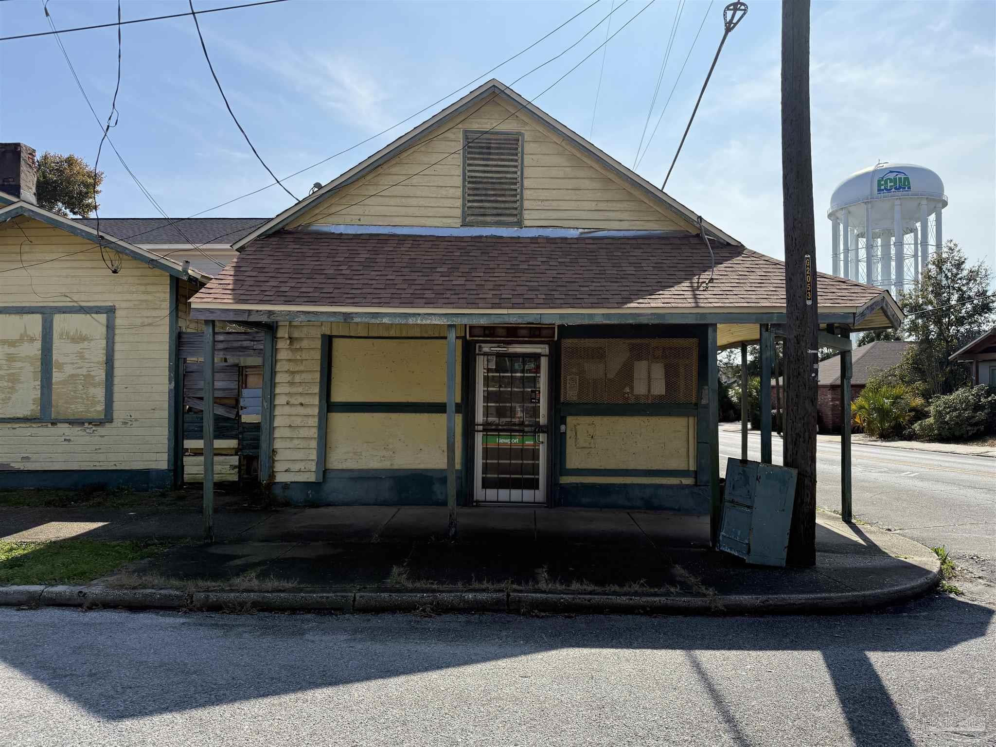 127 W Belmont, Pensacola FL 32501