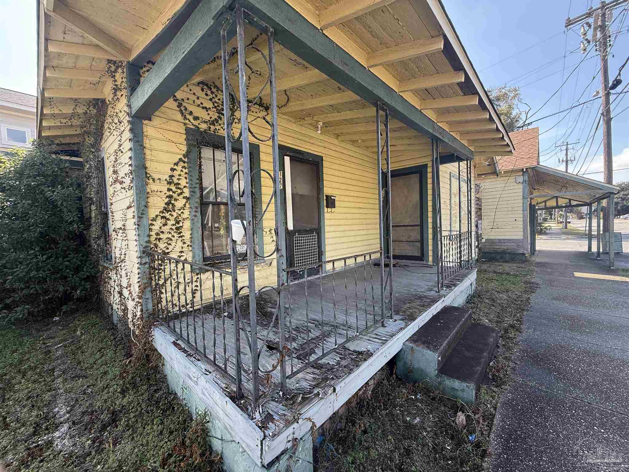 127 W Belmont, Pensacola FL 32501