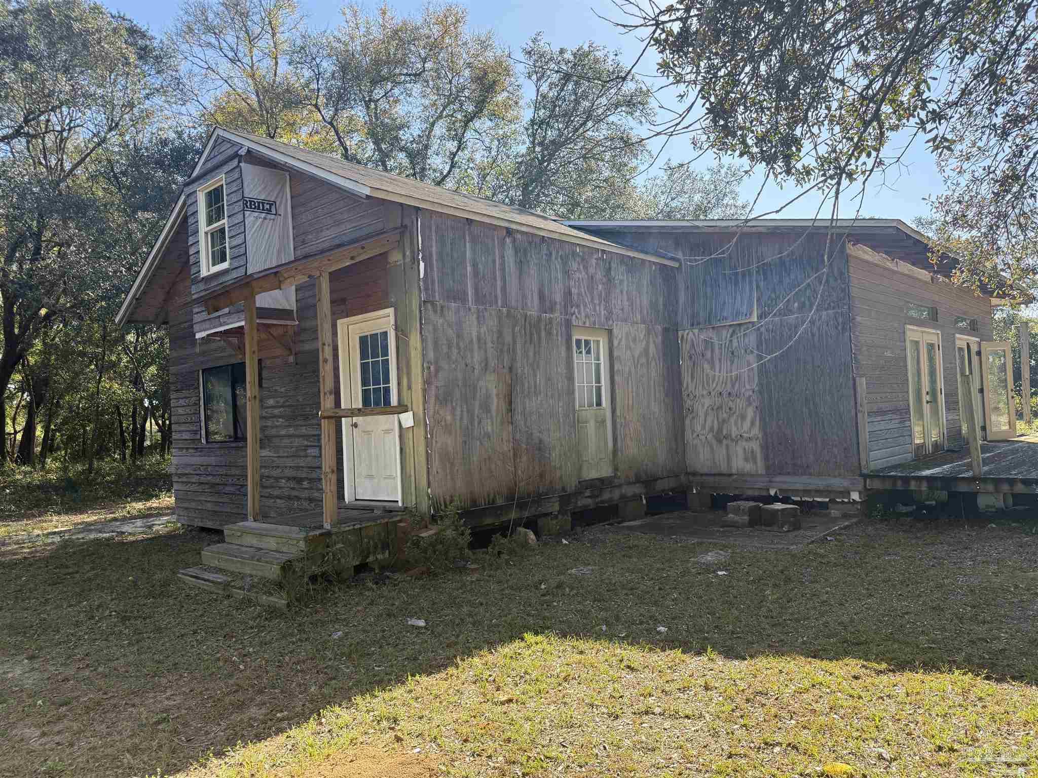 807 Tyrone St, Pensacola FL 32506