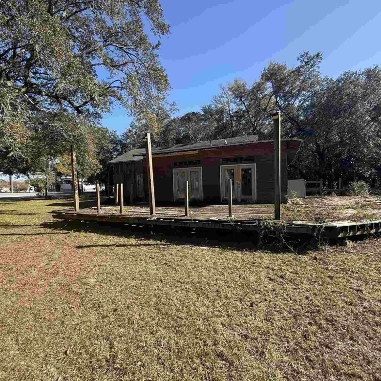 807 Tyrone St, Pensacola FL 32506