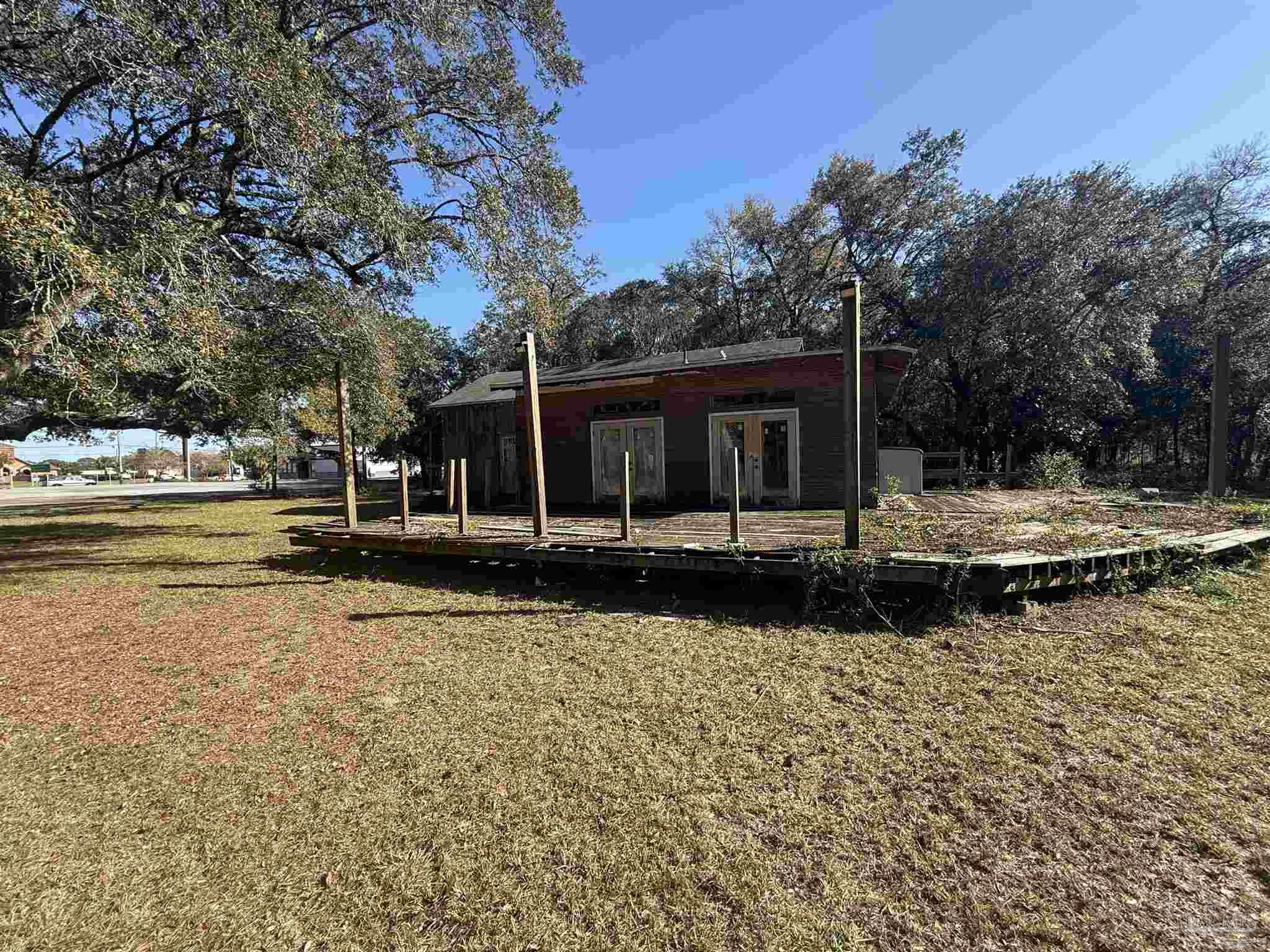 807 Tyrone St, Pensacola FL 32506