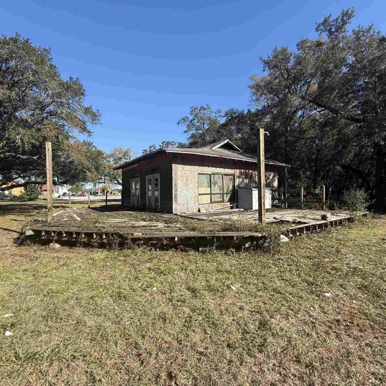 807 Tyrone St, Pensacola FL 32506