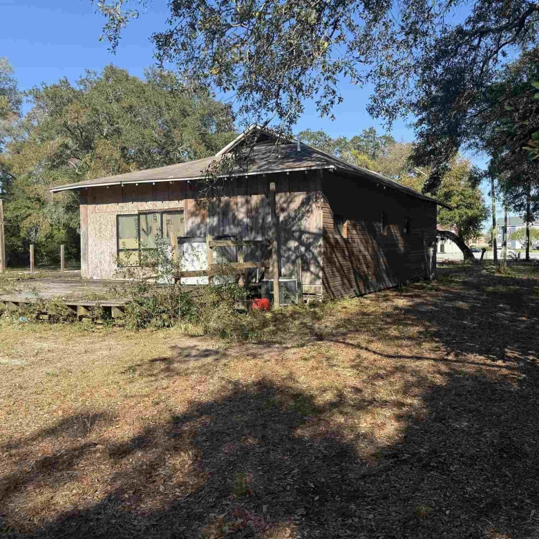 807 Tyrone St, Pensacola FL 32506