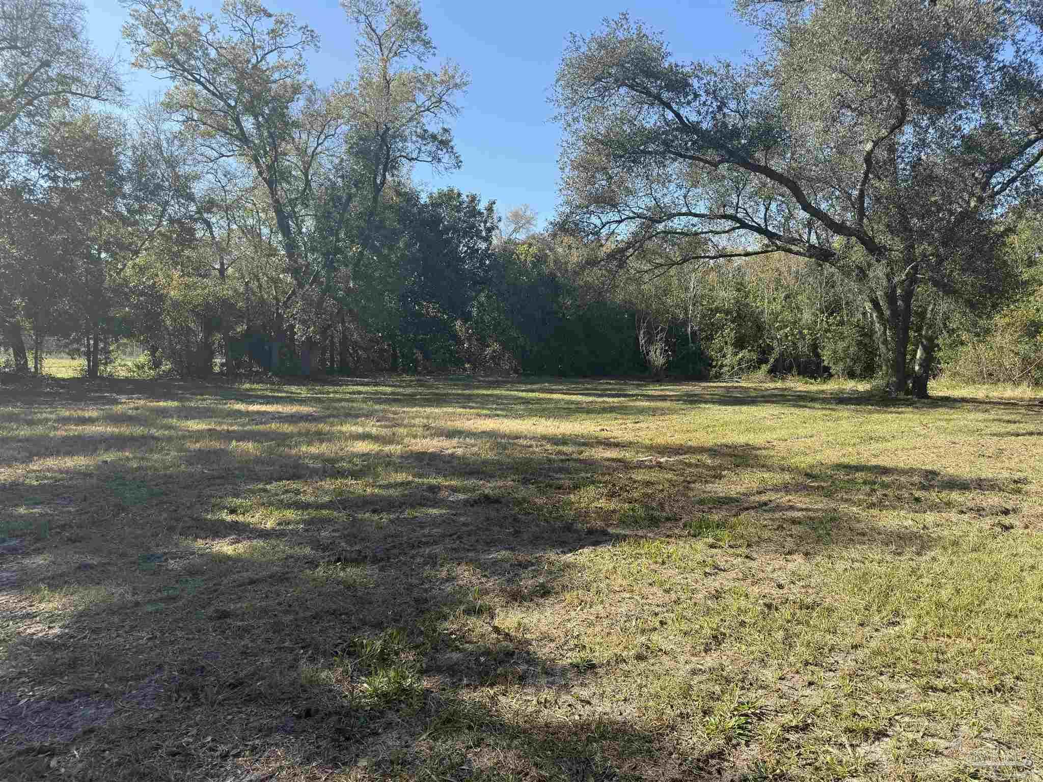 807 Tyrone St, Pensacola FL 32506