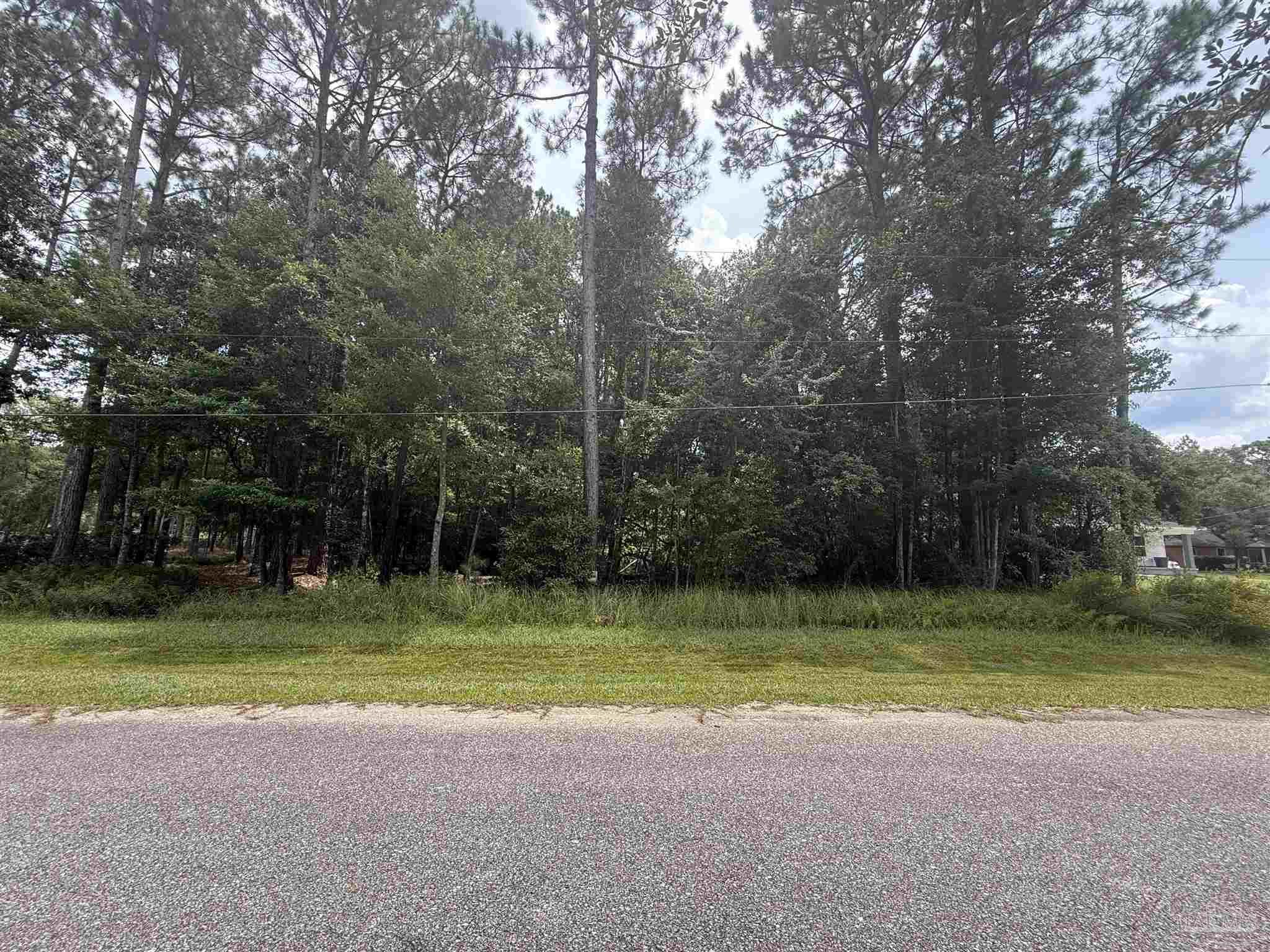 8100 Pond Valley Dr, Pensacola FL 32506