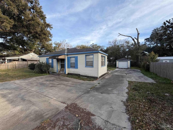 4915 Jackson St, Pensacola FL 32506