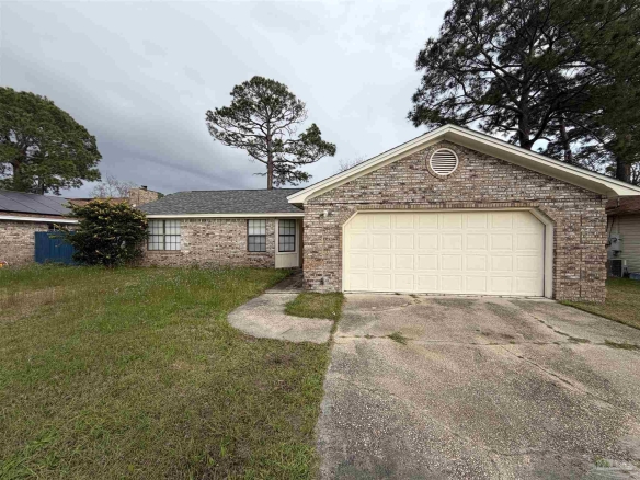 846 Amberway Dr, Pensacola FL 32506