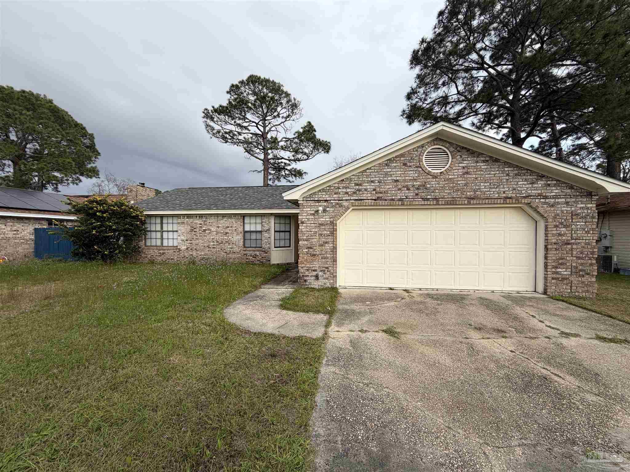 846 Amberway Dr, Pensacola FL 32506