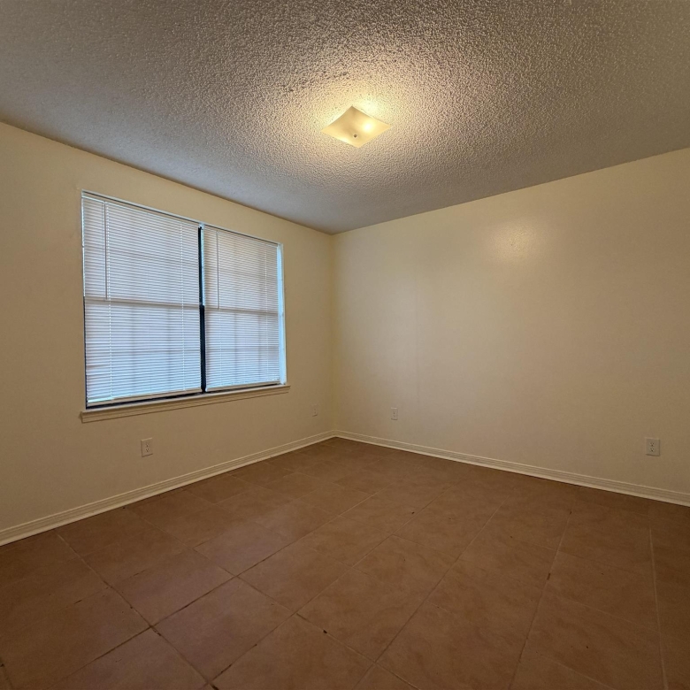 846 Amberway Dr, Pensacola FL 32506