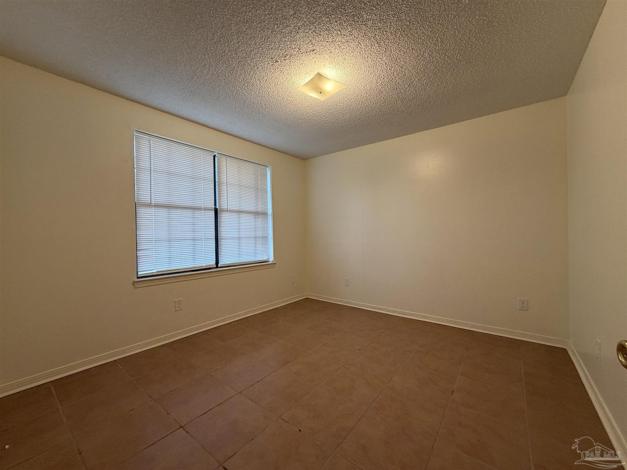 846 Amberway Dr, Pensacola FL 32506
