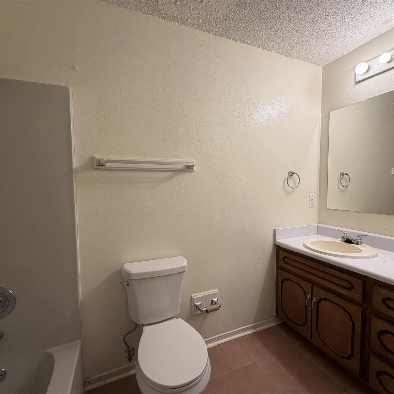 846 Amberway Dr, Pensacola FL 32506