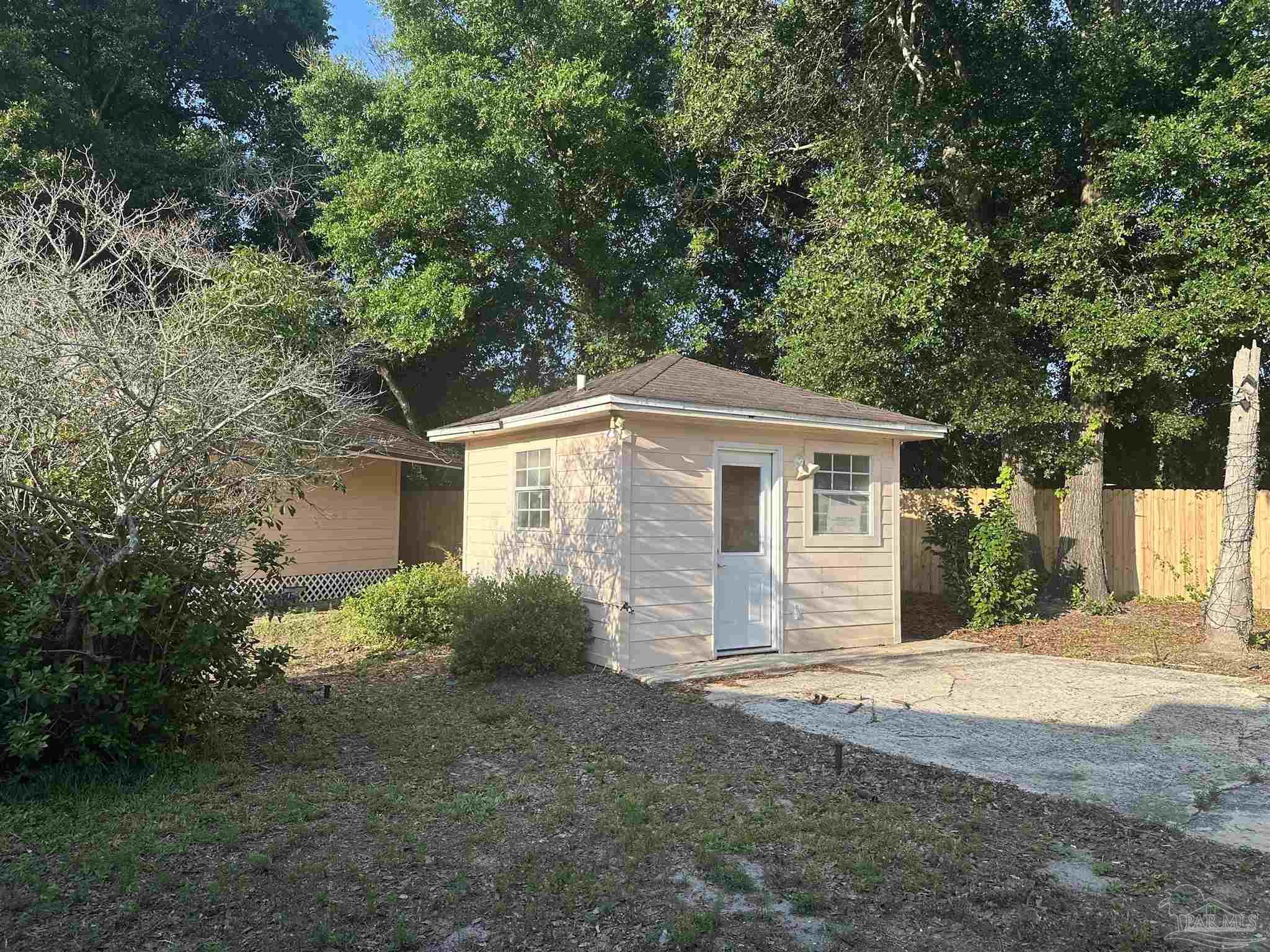 6342 Lake Charlene Ter, Pensacola FL 32506