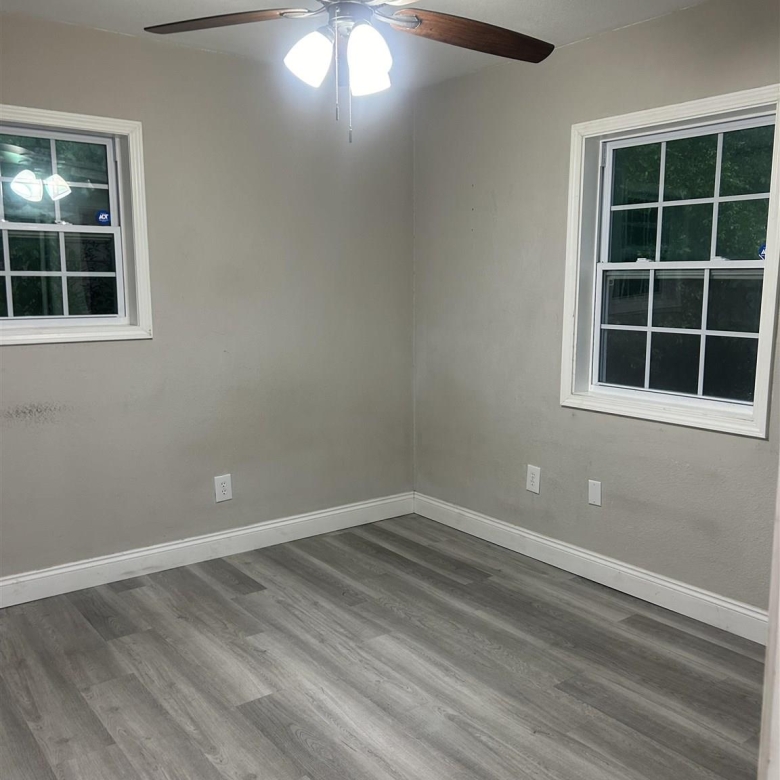 207 Emerald Ave, Pensacola FL 32505