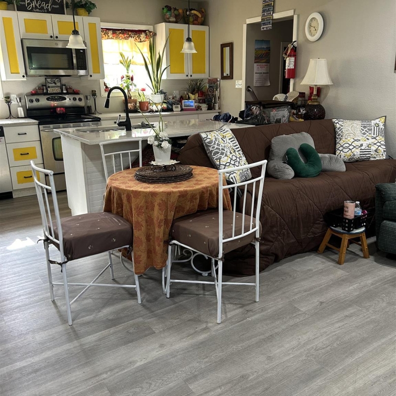 207 Emerald Ave, Pensacola FL 32505