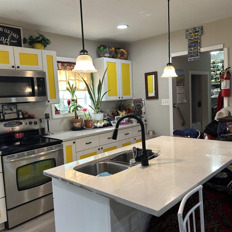 207 Emerald Ave, Pensacola FL 32505