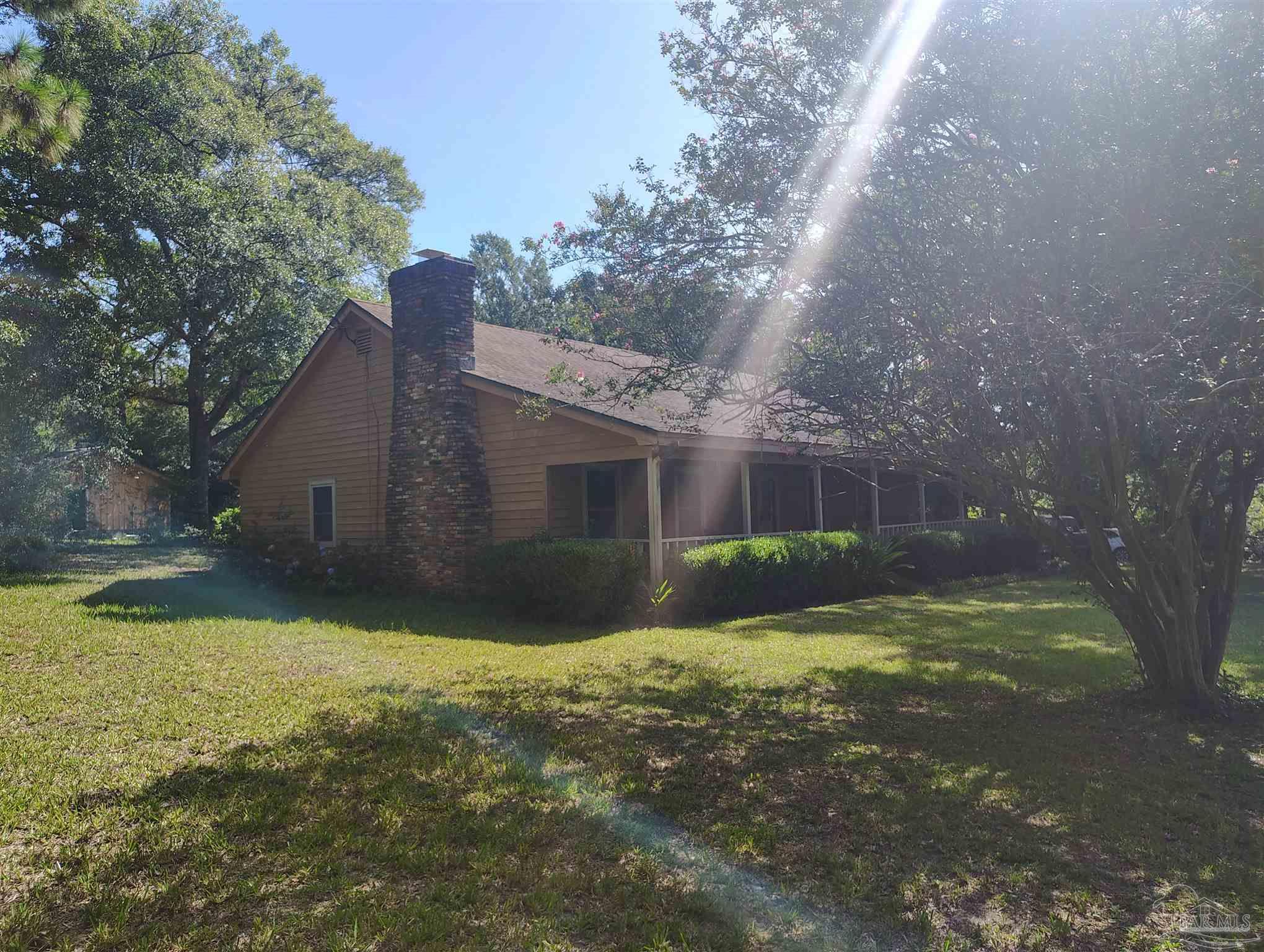 1906 Kathleen Ave, Cantonment FL 32533