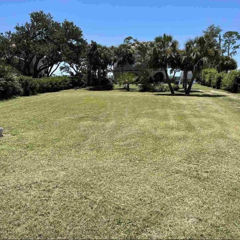 634 1/2 Silvershore Dr, Pensacola FL 32507